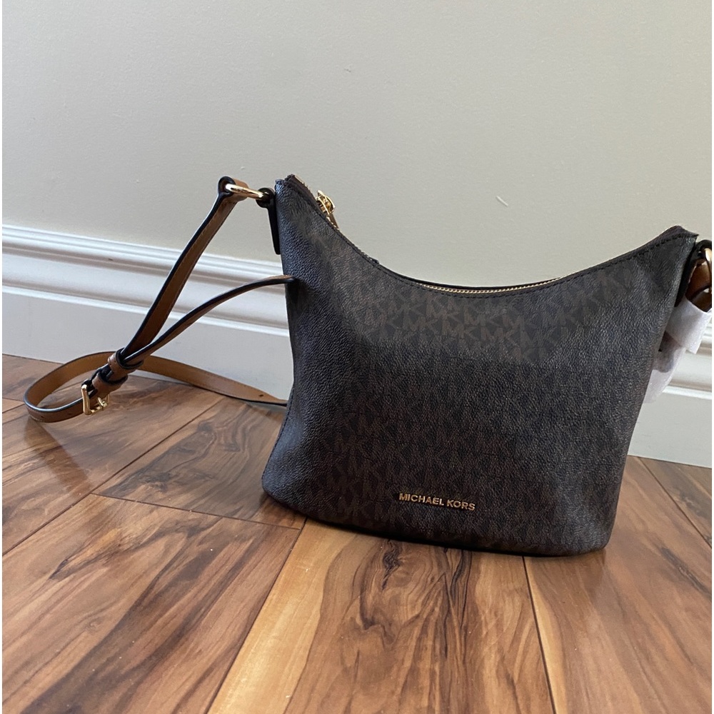 Micheal Kors Lupita Messenger Bag NWT